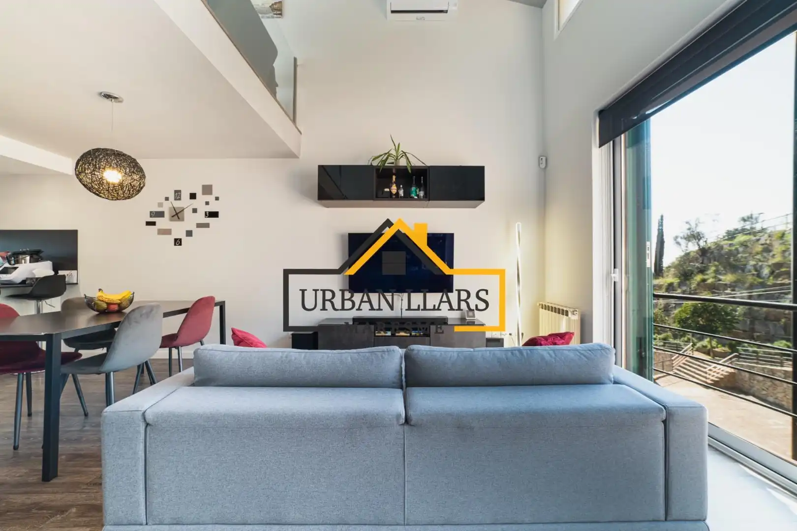 Sala d'estar de Dúplex en venda en Caldes d'Estrac amb Aire condicionat, Calefacció i Parquet