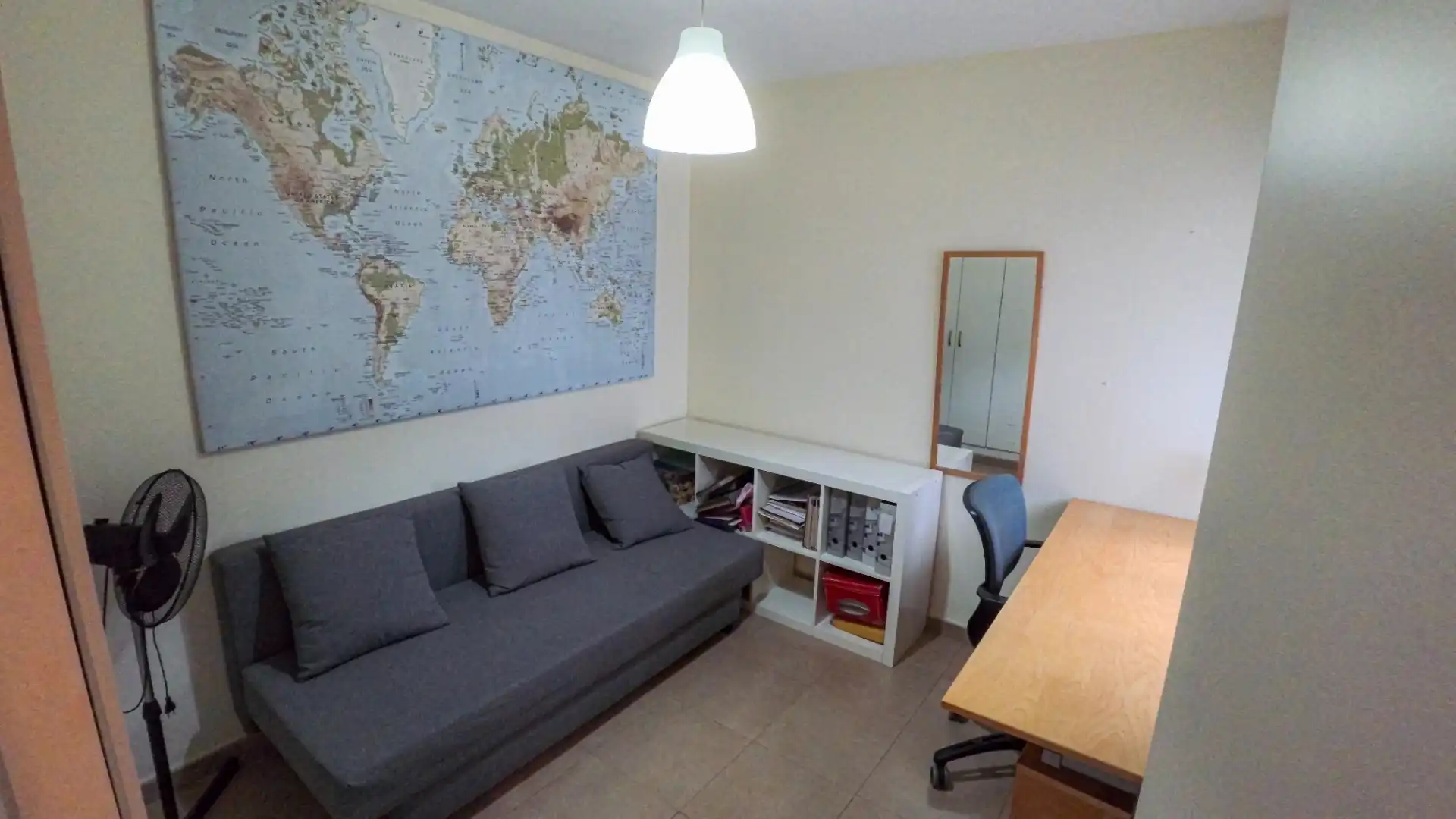 Living room of Flat for sale in Sevilla  with Air Conditioner and Balcony
