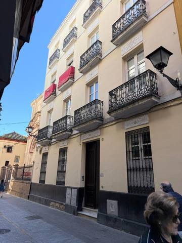 Apartamento en Alquiler en Calle Cardenal Spínola, 6 en San Vicente