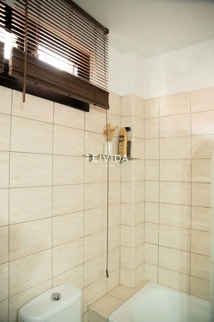 Baño de Piso en venta en Guía de Isora con Terraza y Trastero