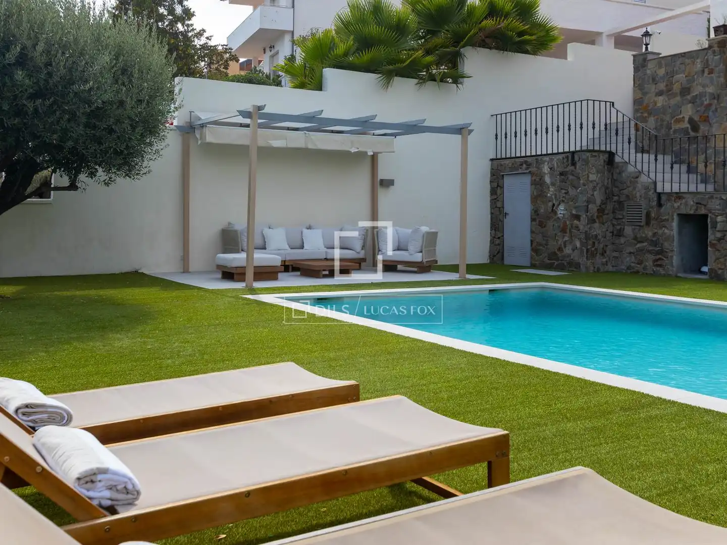 Terrace of Houses for sale in Badalona  with Air Conditioner, Heating and Private garden