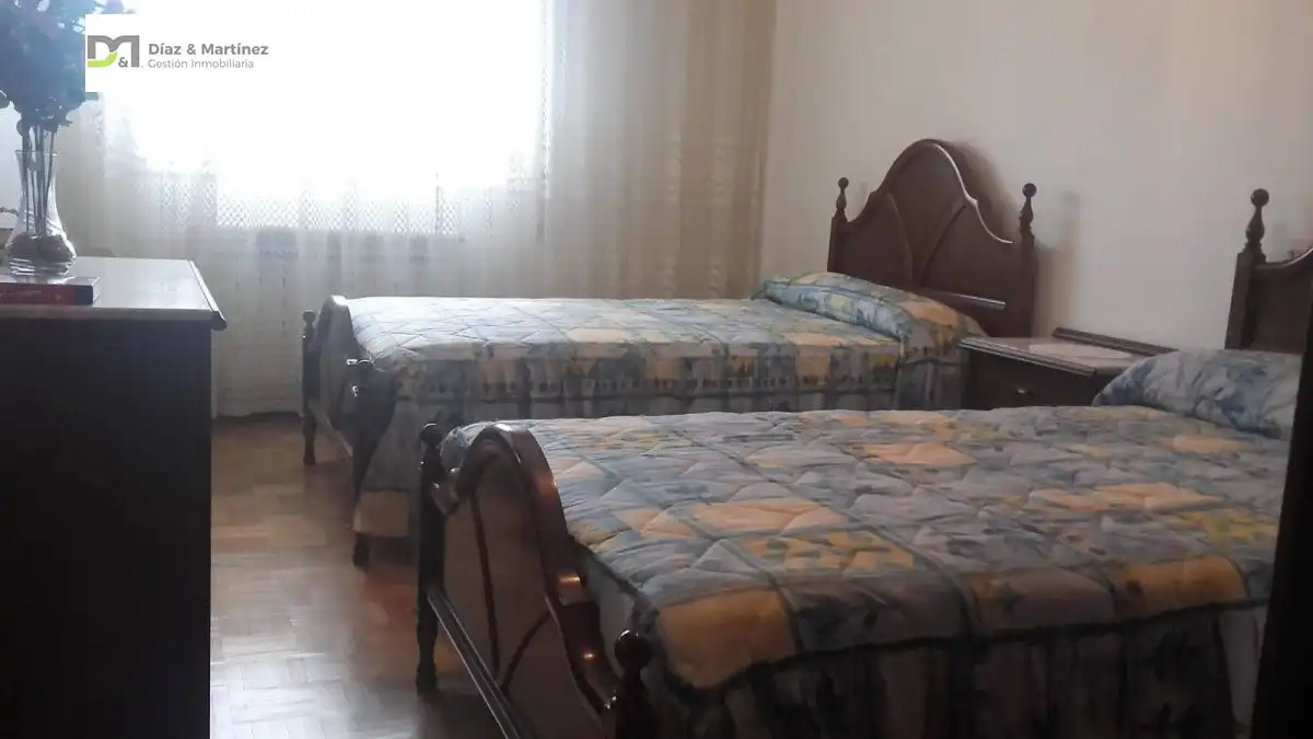 Habitación de Piso en venta en La Bañeza  con Calefacción y Terraza