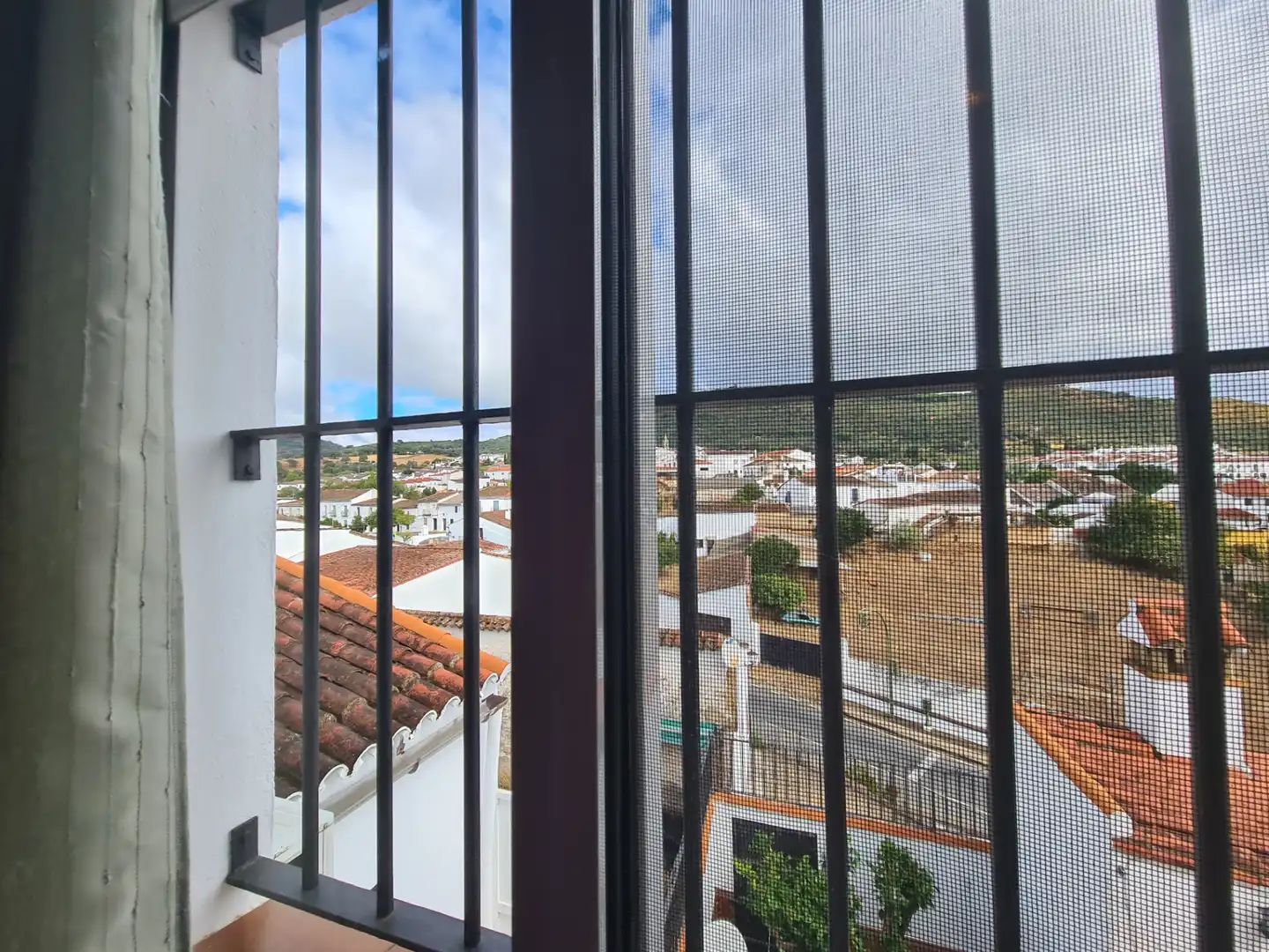 Vista exterior de Casa adosada en venta en Higuera de la Sierra con Aire acondicionado, Terraza y Trastero