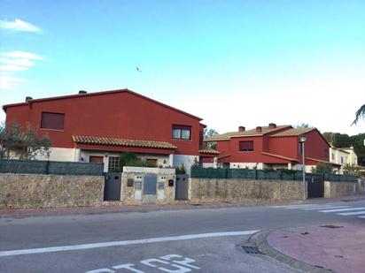 Exterior view of Single-family semi-detached for sale in Palamós  with Heating and Private garden