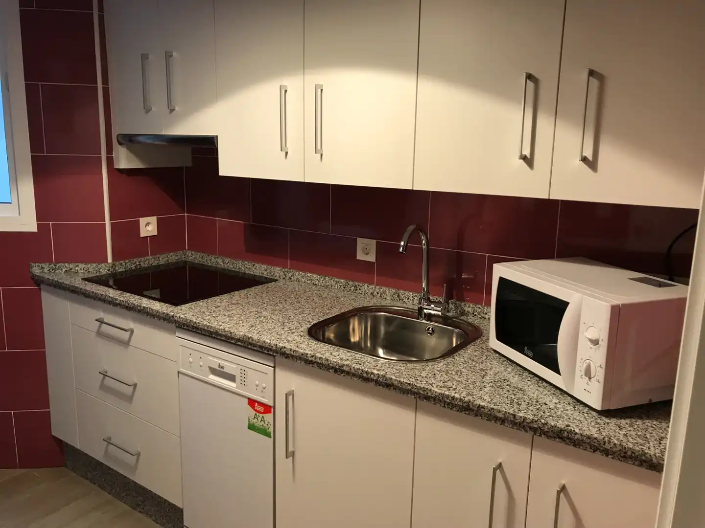 Kitchen of Flat for sale in Sevilla  with Air Conditioner, Heating and Terrace