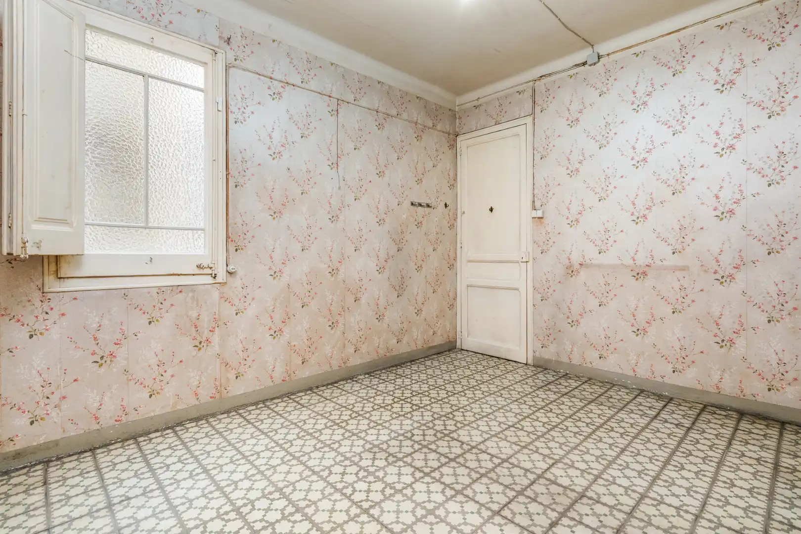 Habitación de Piso en venta en Barcelona con Balcón
