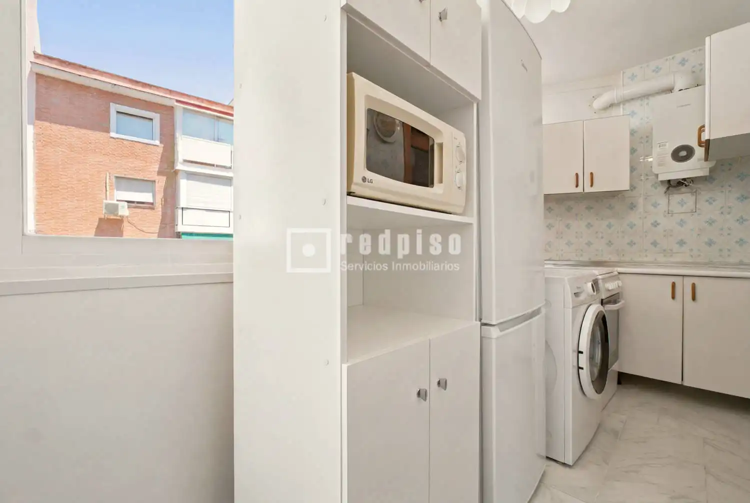 Kitchen of Flat for sale in Madrid  with Heating, Private garden and Parquet flooring