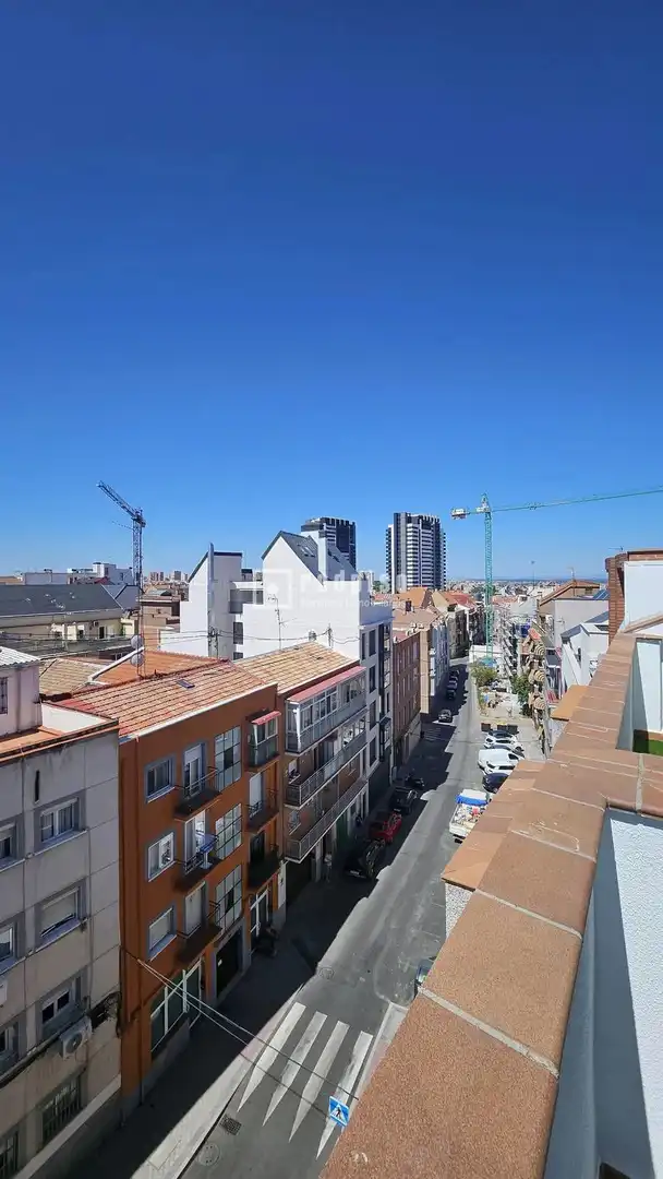 Vista exterior de Ático en venta en Madrid con Aire acondicionado, Calefacción y Parquet