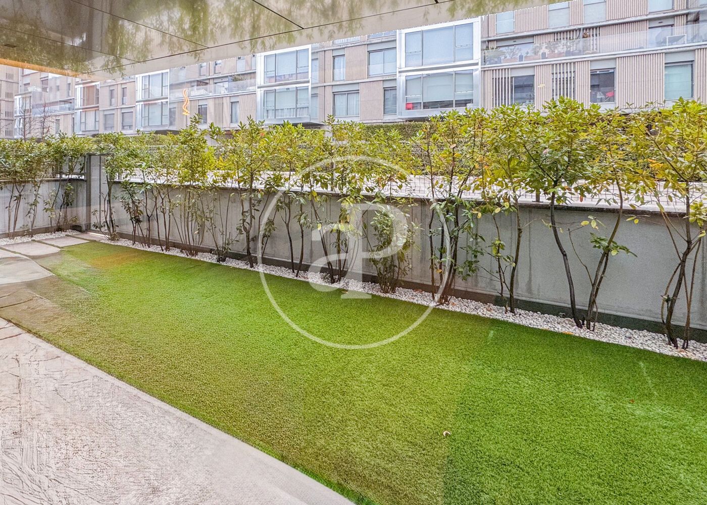 Terraza de Piso en venta en  Madrid Capital con Aire acondicionado, Calefacción y Jardín privado