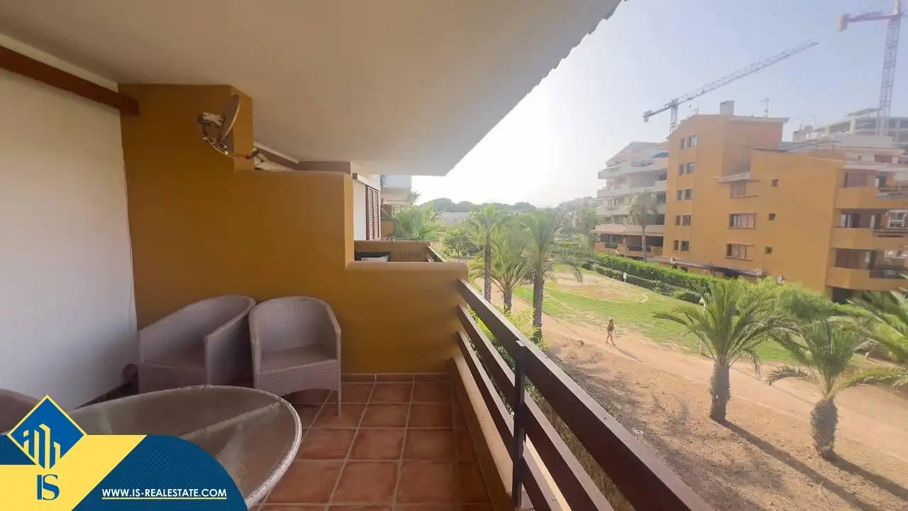 Vista exterior de Pis de lloguer en Torrevieja amb Terrassa, Moblat i Forn