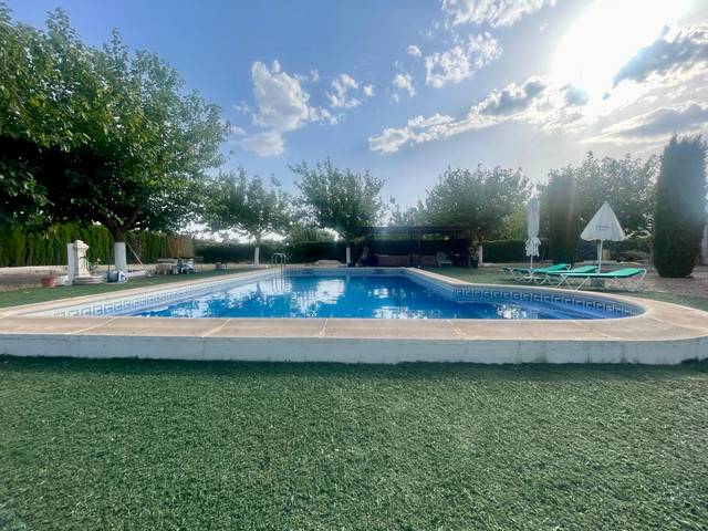 Casa-chalet en Venta en CM-4120 en Villarrubia de los Ojos