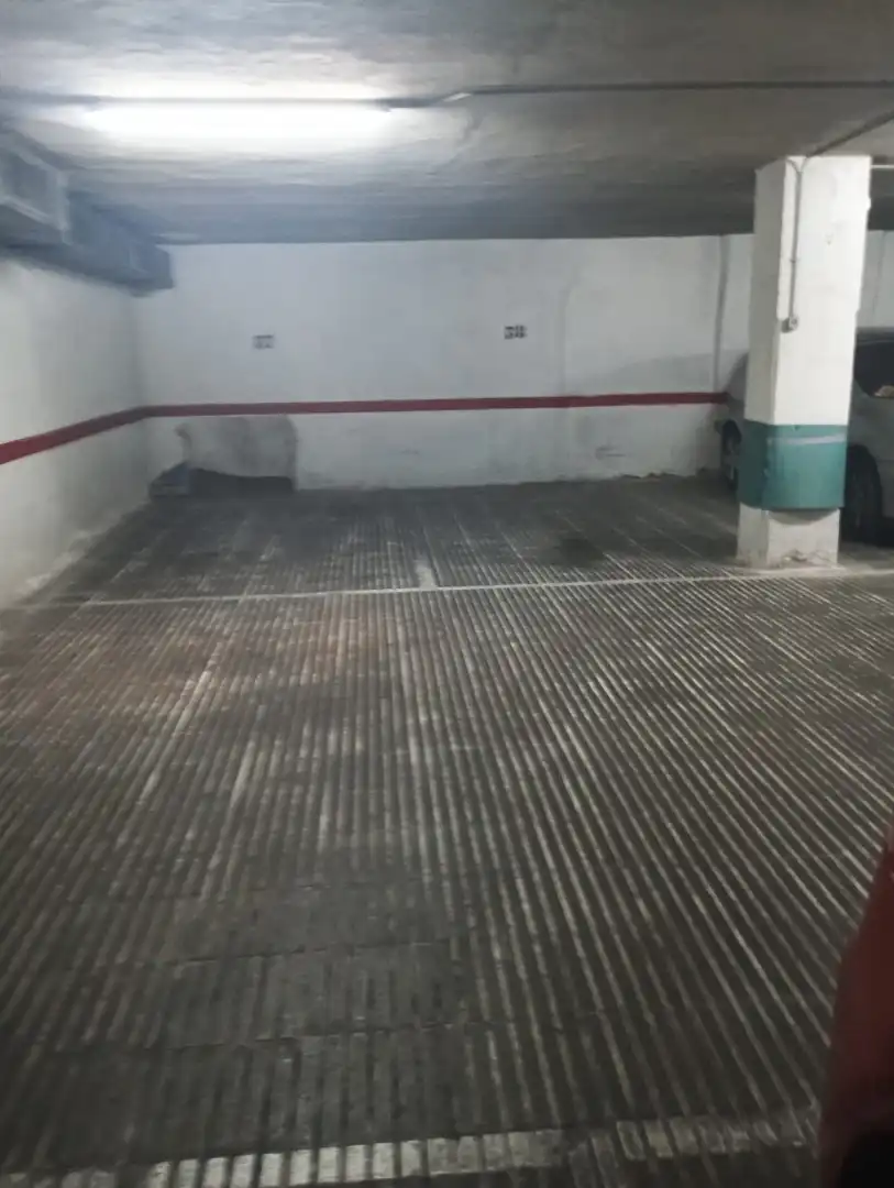 Garage for sale in Santa Coloma de Gramenet  with Alarm