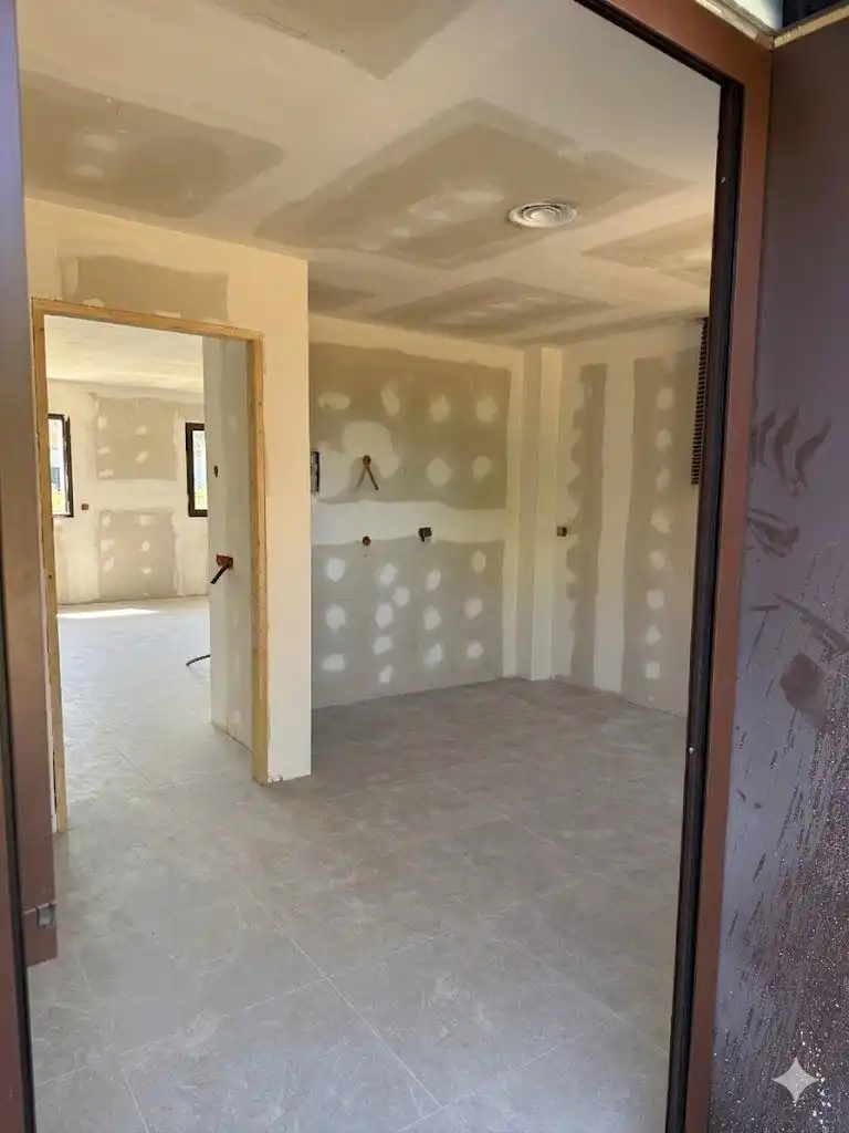 Casa adosada en venta en Navata con Calefacción, Jardín privado y Parquet