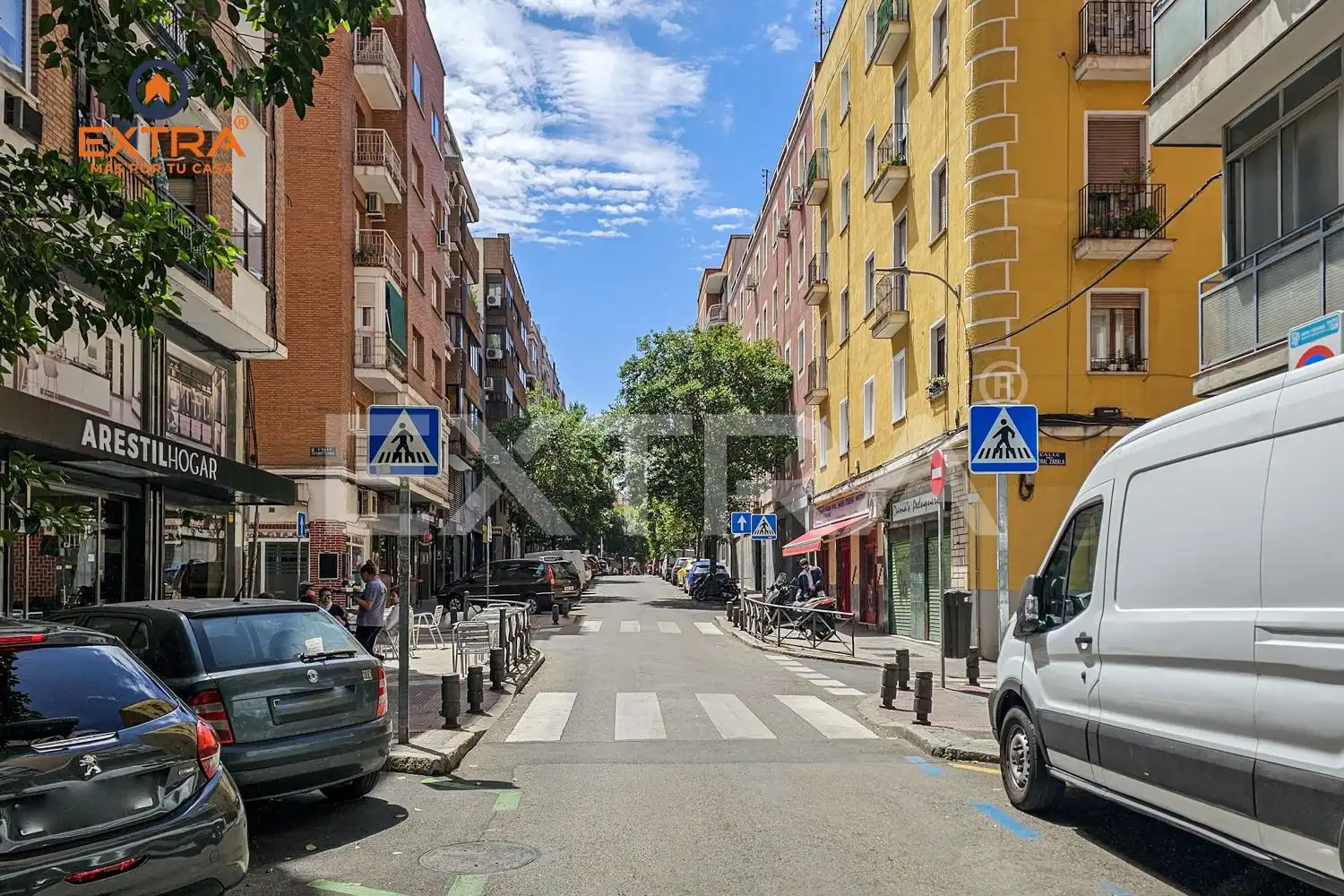 Vista exterior de Local en venda en Madrid