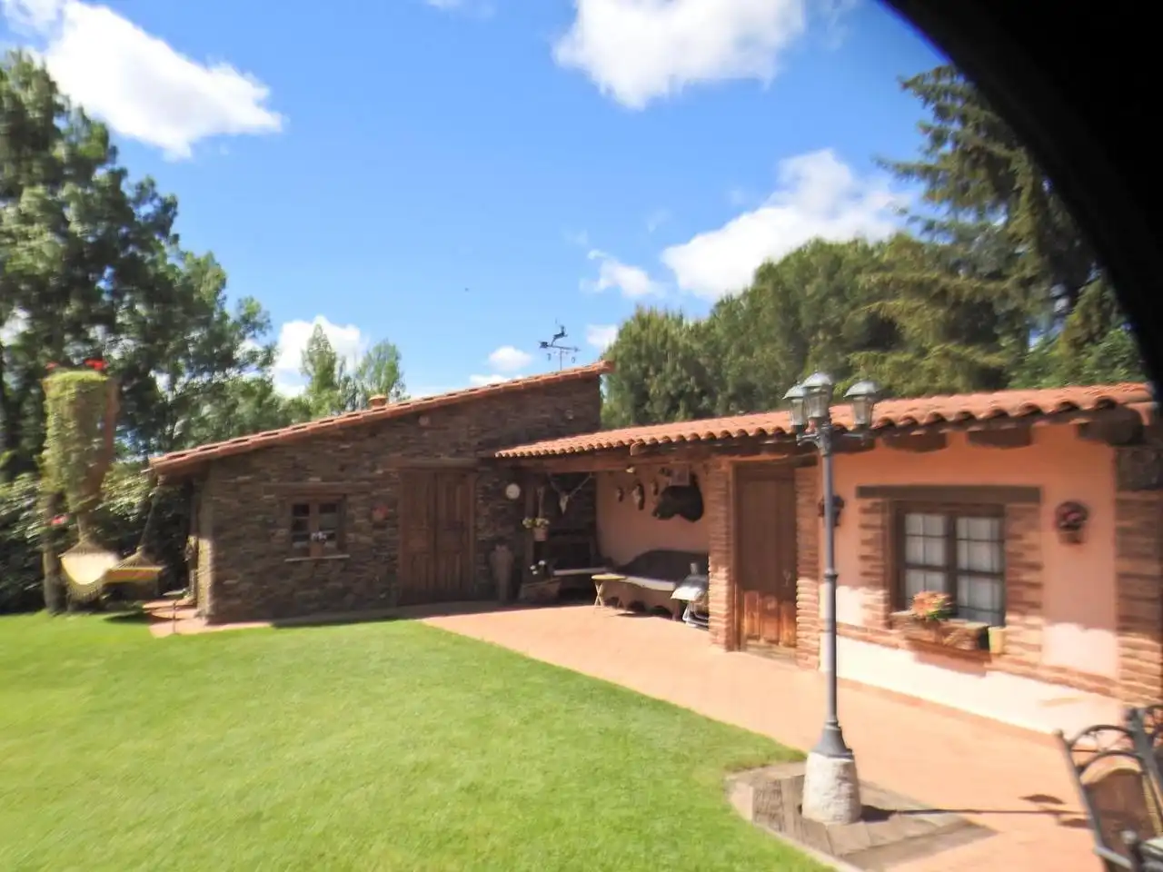 Jardí de Casa adosada en venda en San Andrés del Rabanedo amb Aire condicionat, Calefacció i Jardí privat