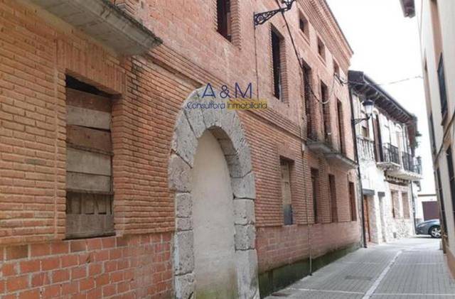 Edificio en Venta en Valverdes en Portillo