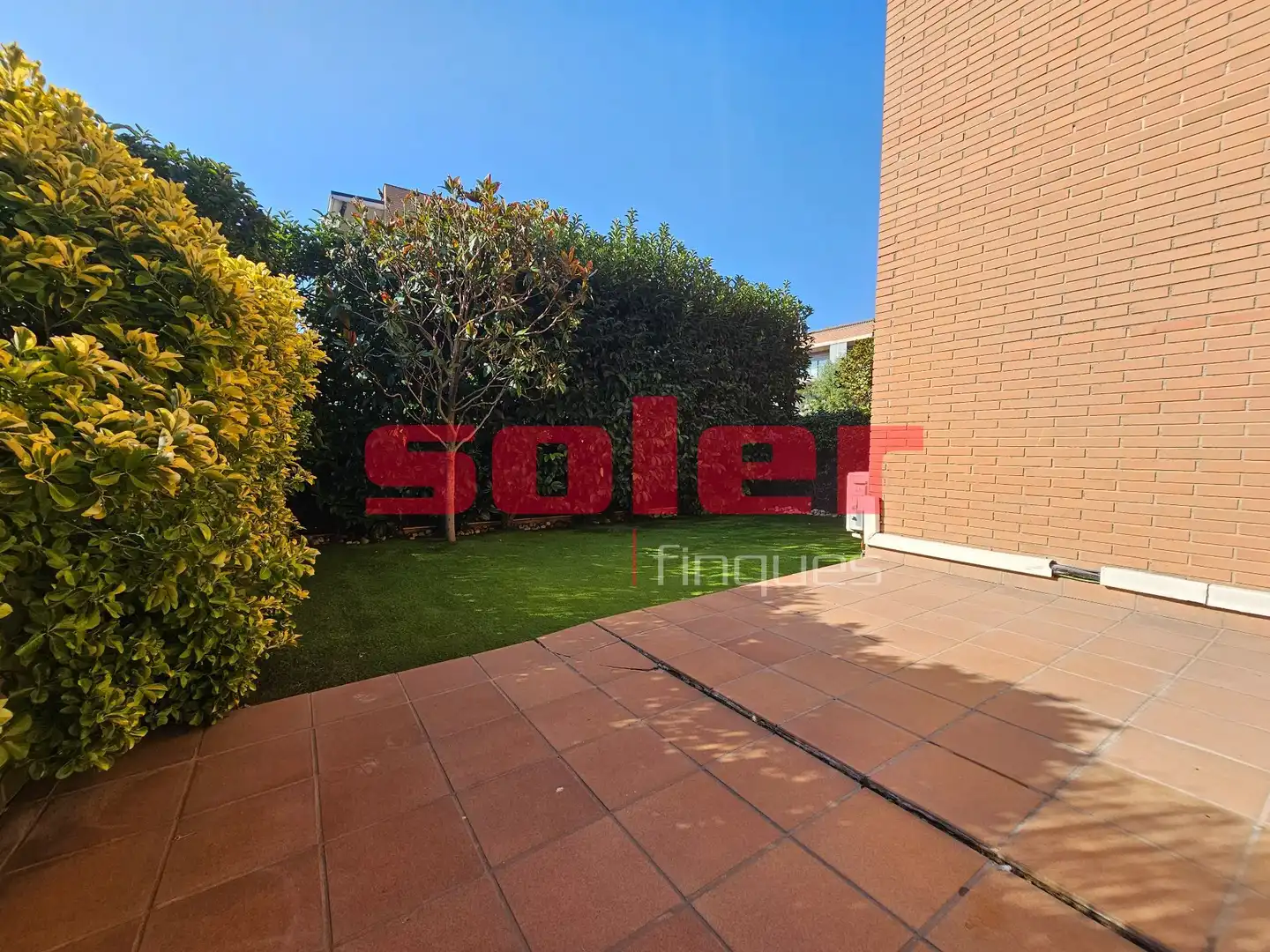 Planta baja en venta en Mira-sol