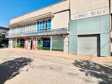 Industrial building for sale in Avenida Avenida Doctor Artero Guirao 211