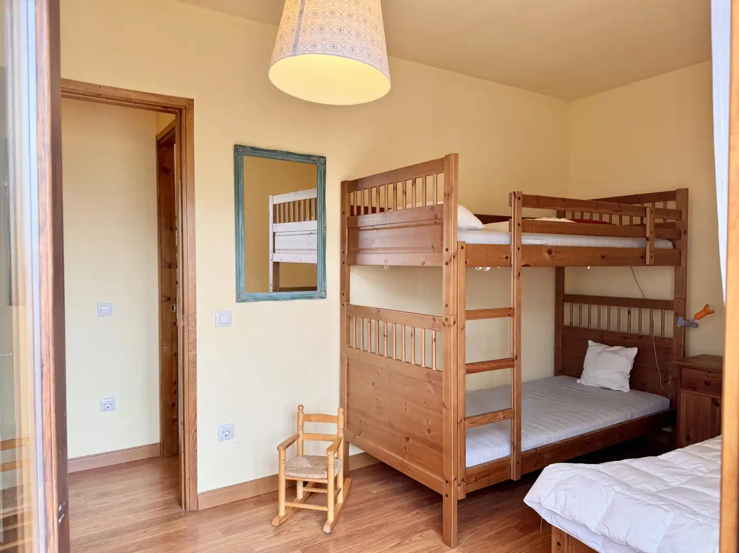 Habitación de Casa o chalet en venta en Castellar de n'Hug con Calefacción, Terraza y Amueblado