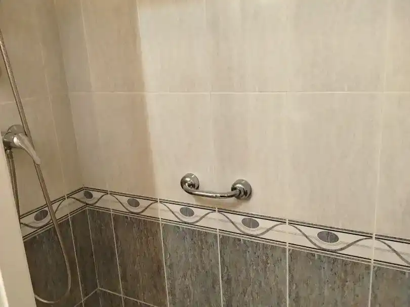 Badezimmer von Wohnung zum Verkauf in Les Borges Blanques mit Klimaanlage