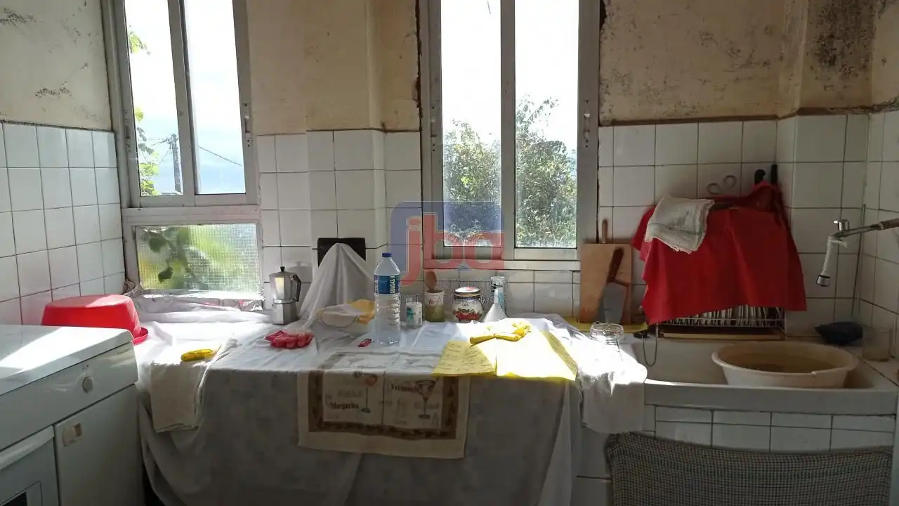 Cocina de Casa o chalet en venta en Ourense Capital  con Calefacción y Jardín privado