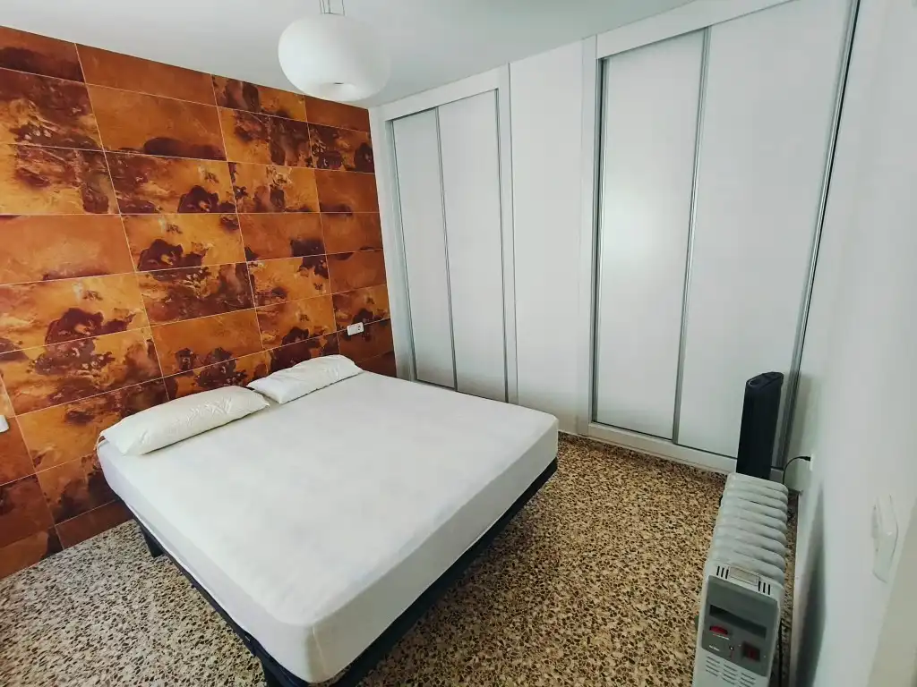 Habitación de Ático de alquiler en Navajas