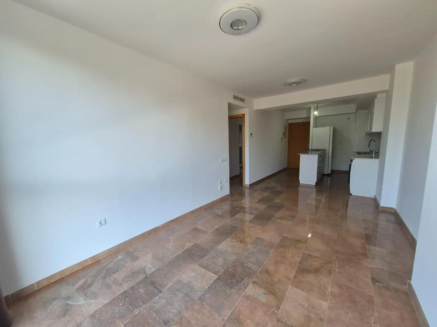 Flat for sale in Aldaia  with Air Conditioner, Private garden and Storage room