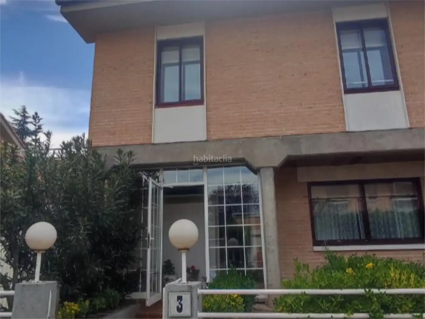 House for sale in Calle Aimaras 3