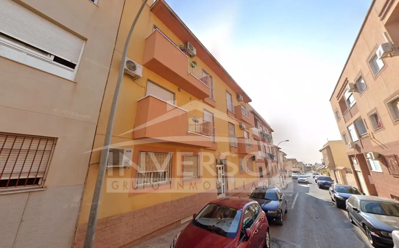 Flat for sale in Calle Río Ebro