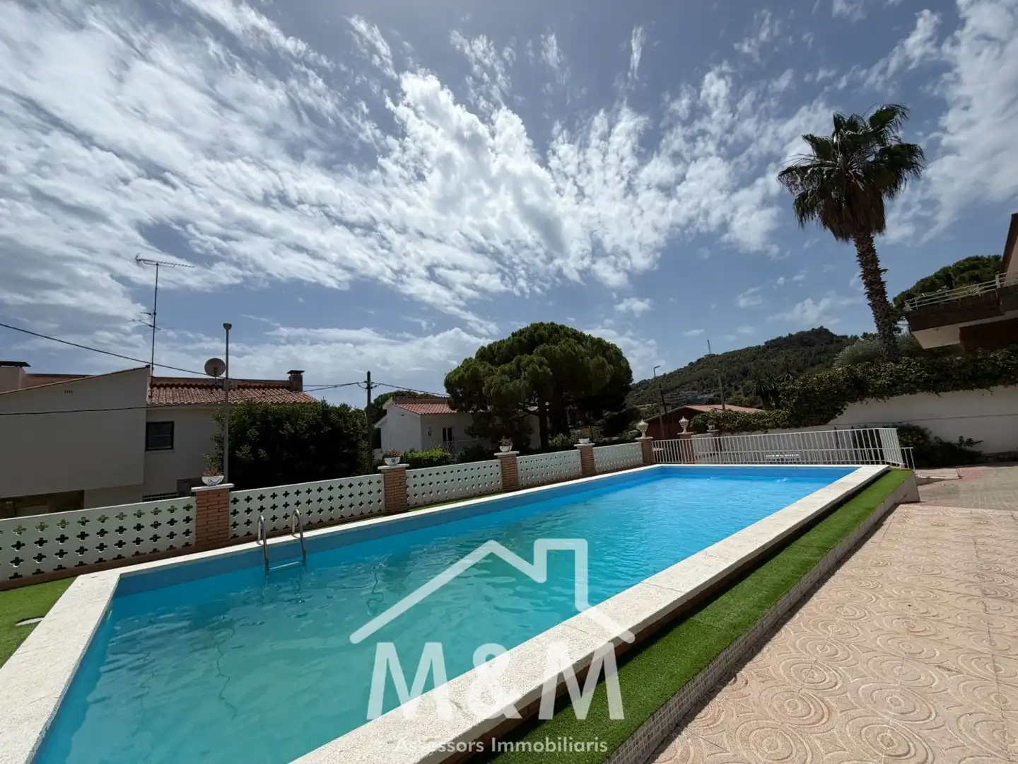 Piscina de Pis de lloguer en Castelldefels amb Piscina comunitària