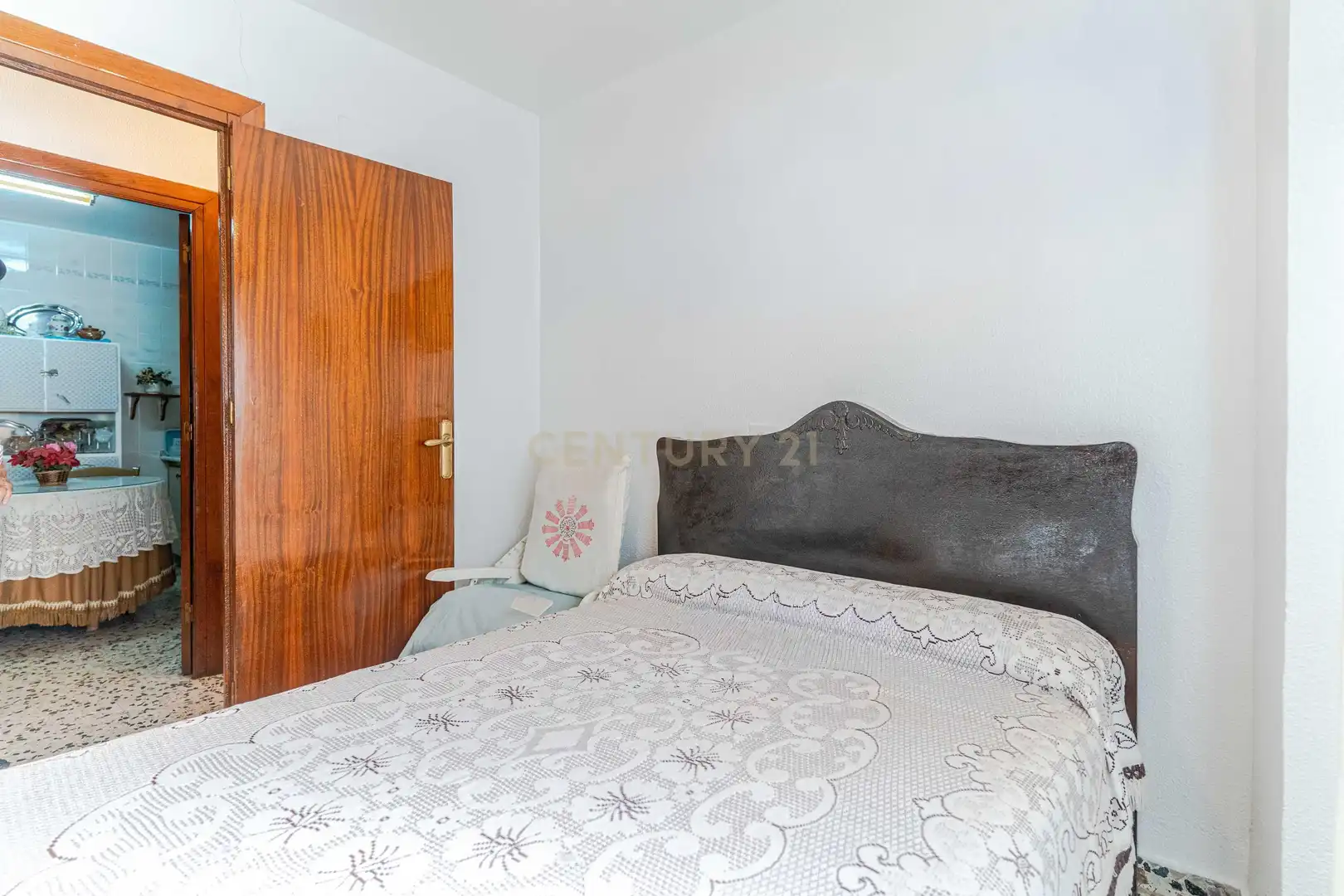 Habitación de Casa adosada en venta en Albuñol con Trastero, Microondas y Balcón