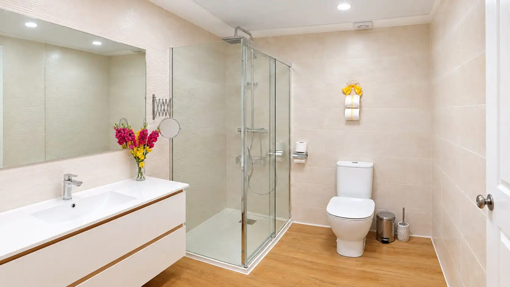 Bathroom of Flat for rent in Beiro