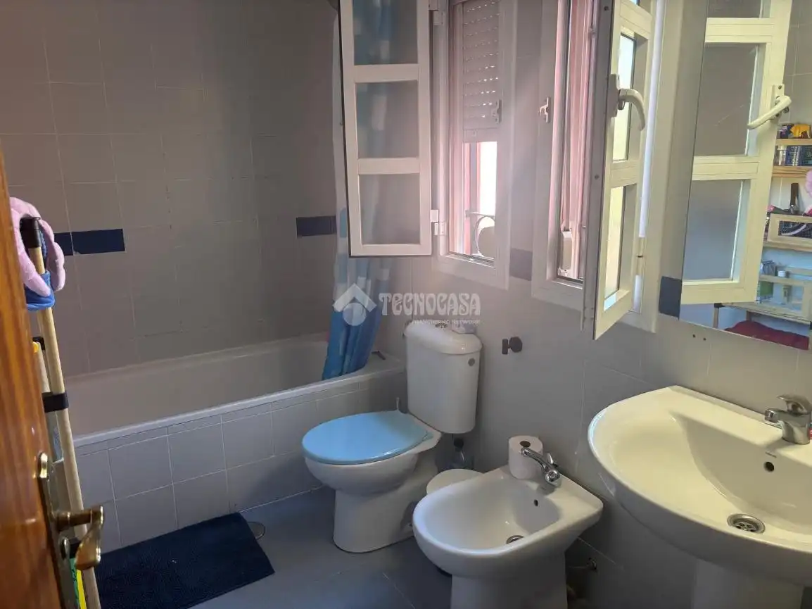 Casa aparellada en venda a Casco Antiguo, imagen 25