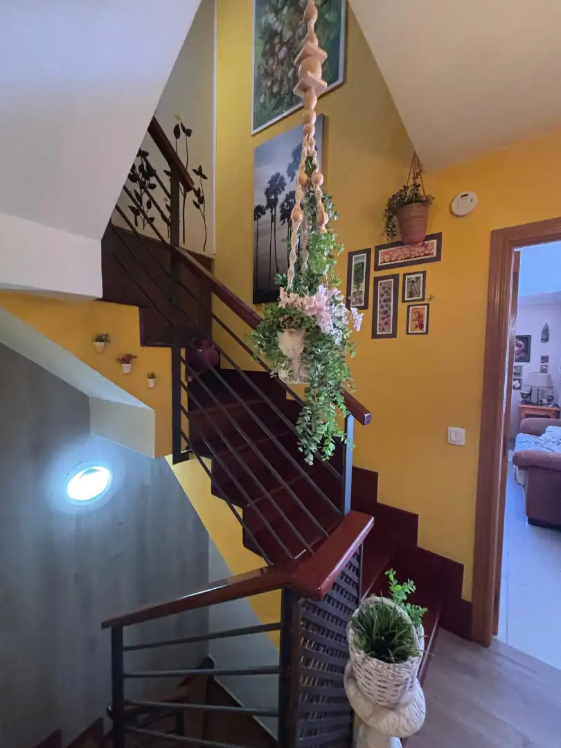 Casa adosada en venda en Morcín amb Calefacció, Jardí privat i Parquet
