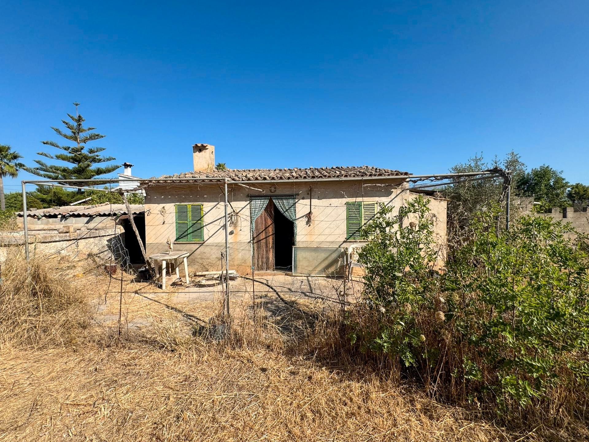 Vista exterior de Finca rústica en venda en Lloseta amb Jardí privat i Piscina