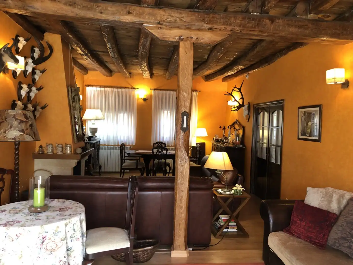 Sala de estar de Casa o chalet en venta en Sepúlveda con Calefacción y Jardín privado