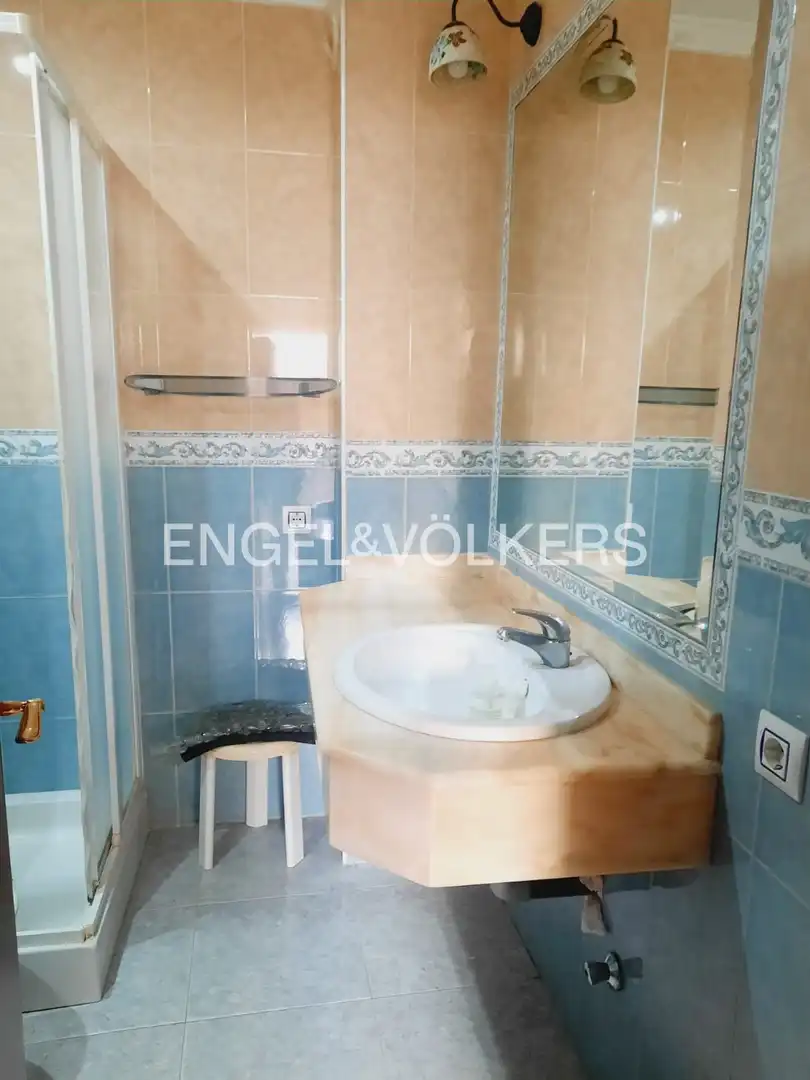 Baño de Apartamento en venta en Chipiona con Calefacción y Terraza