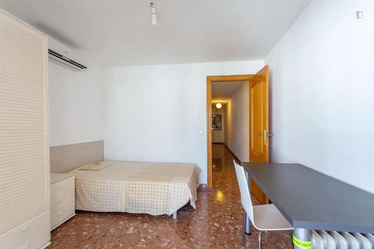 Zimmer in Cardenal Benlloch