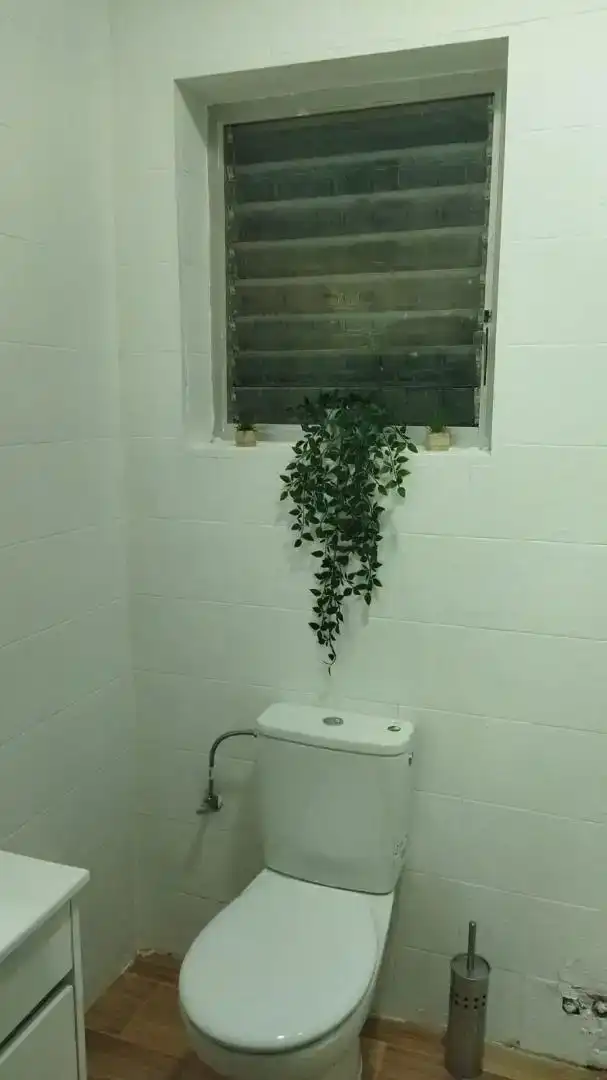 Bathroom of Flat for rent in Alcantarilla  with Parquet flooring and Furnished