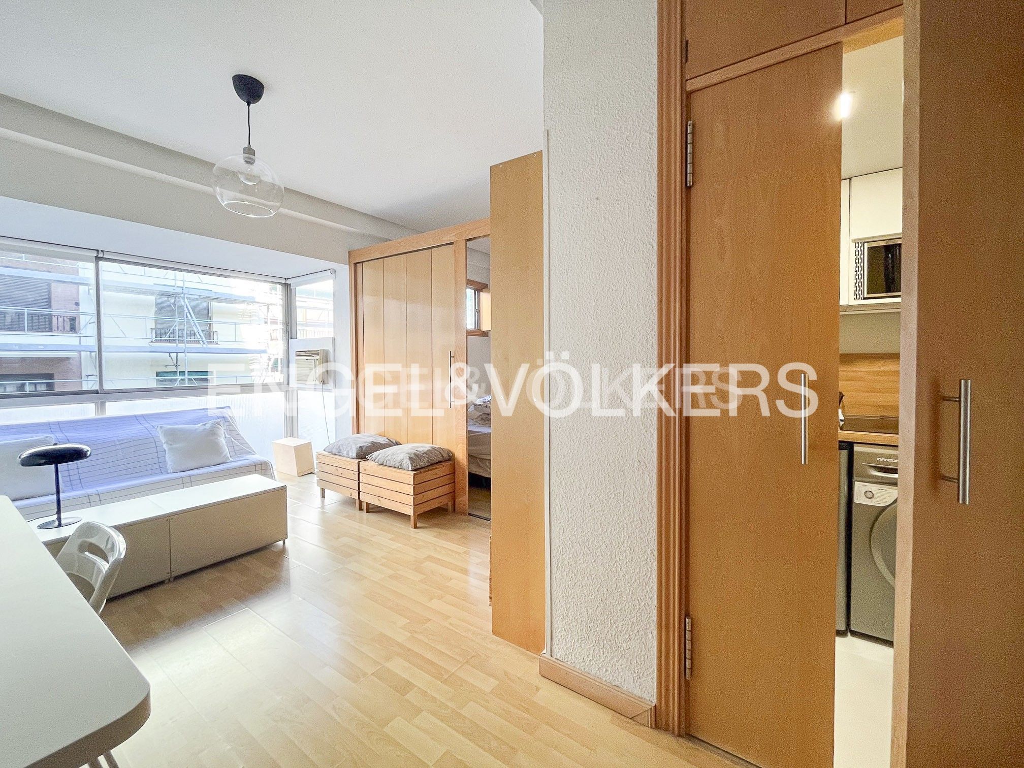 Außenansicht von Wohnungen miete in  Madrid Capital mit Klimaanlage, Heizung und Parkett