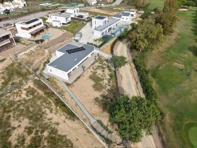 Casa o xalet en venda en Sant Esteve Sesrovires amb Calefacció, Terrassa i Alarma