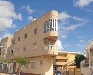 Exterior view of Flat for sale in Los Alcázares  with Private garden, Terrace and Balcony