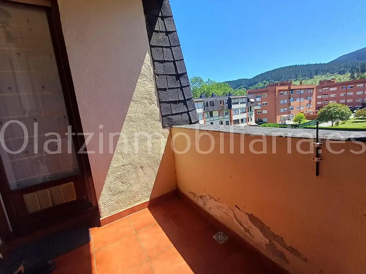 Terrasse von Wohnung zum Verkauf in Güeñes mit Heizung, Abstellraum und Balkon