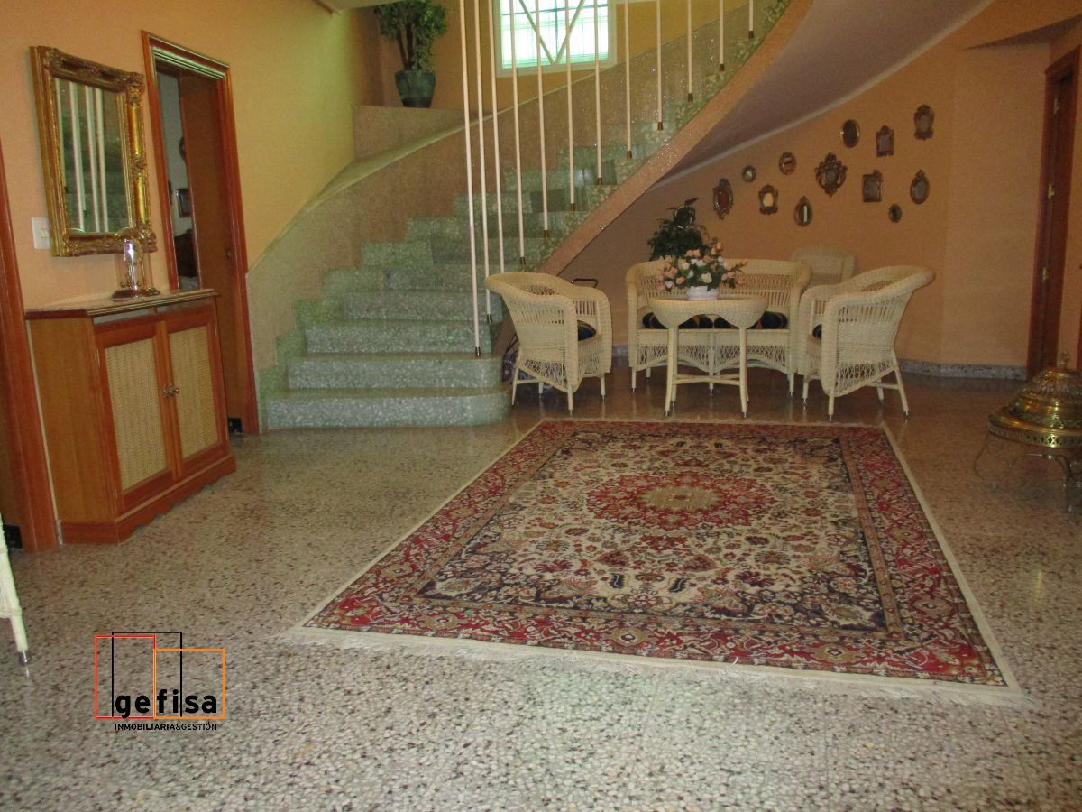 Casa o xalet en venda en Valdepeñas amb Calefacció, Traster i Balcó