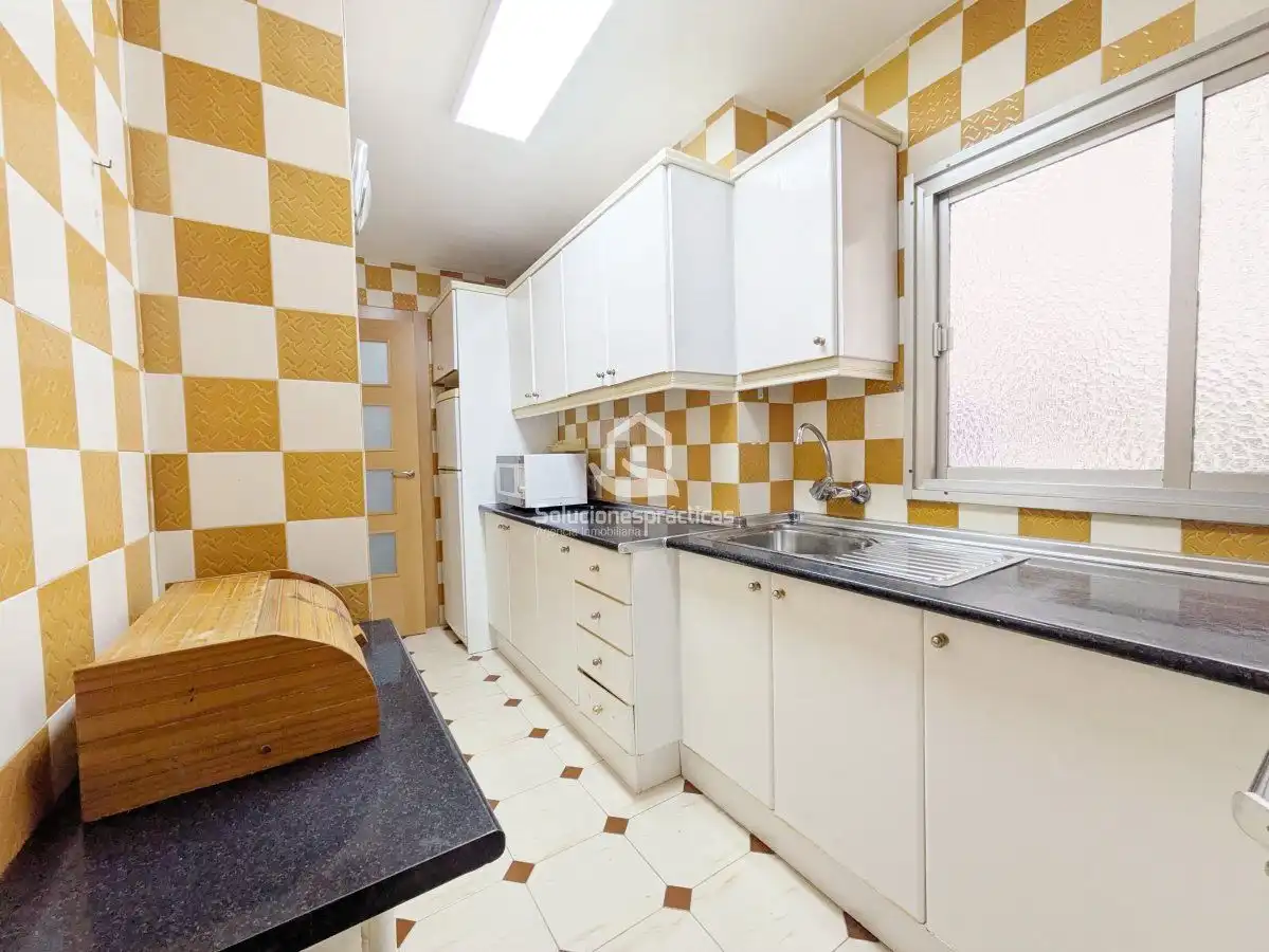 Flat with terrace to rent in Andalucía, imagen 13