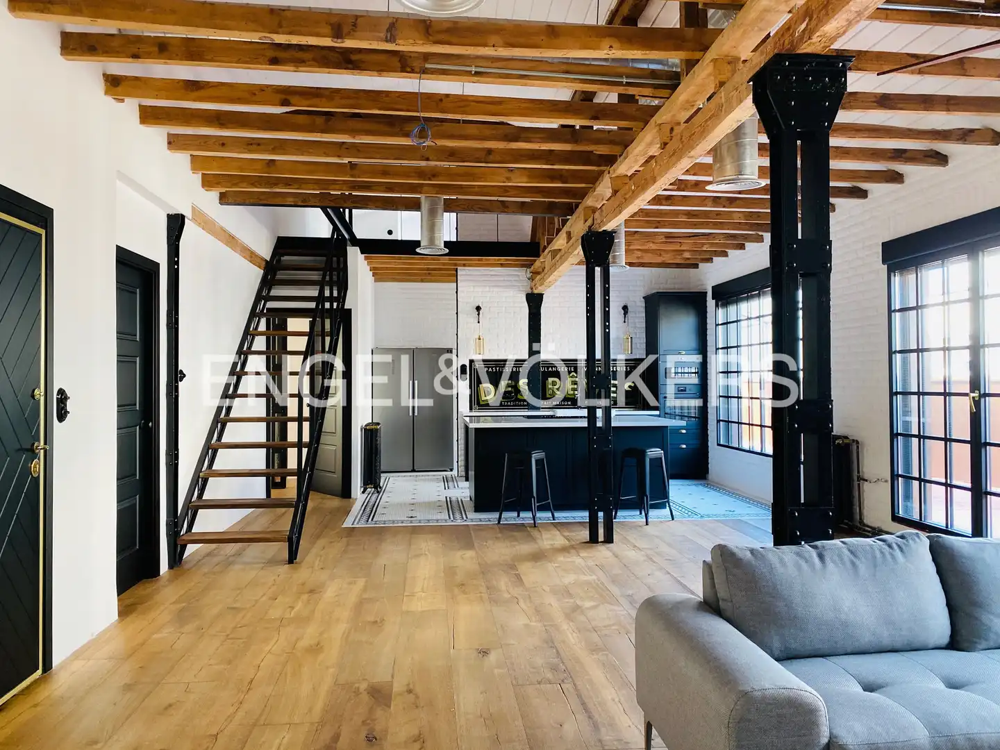 Exterior view of Flat for sale in Madrid  with Air Conditioner, Heating and Terrace