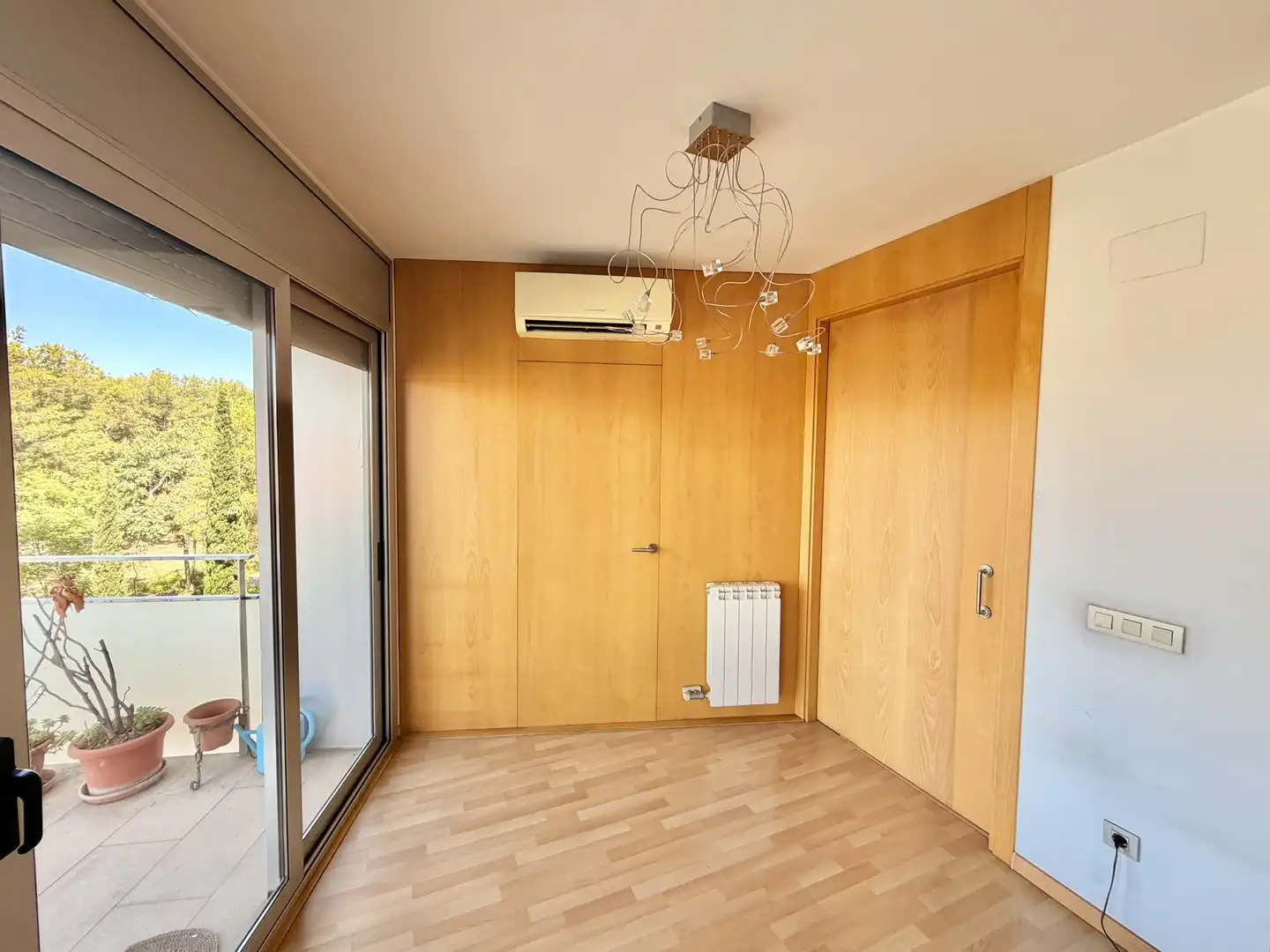 Habitación de Piso en venta en Figueres con Calefacción, Terraza y Horno