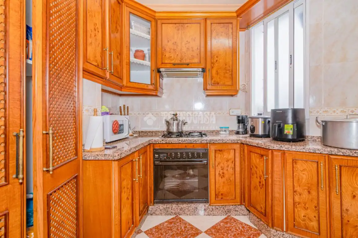 Cocina de Piso en venta en Lucena con Aire acondicionado, Amueblado y Balcón