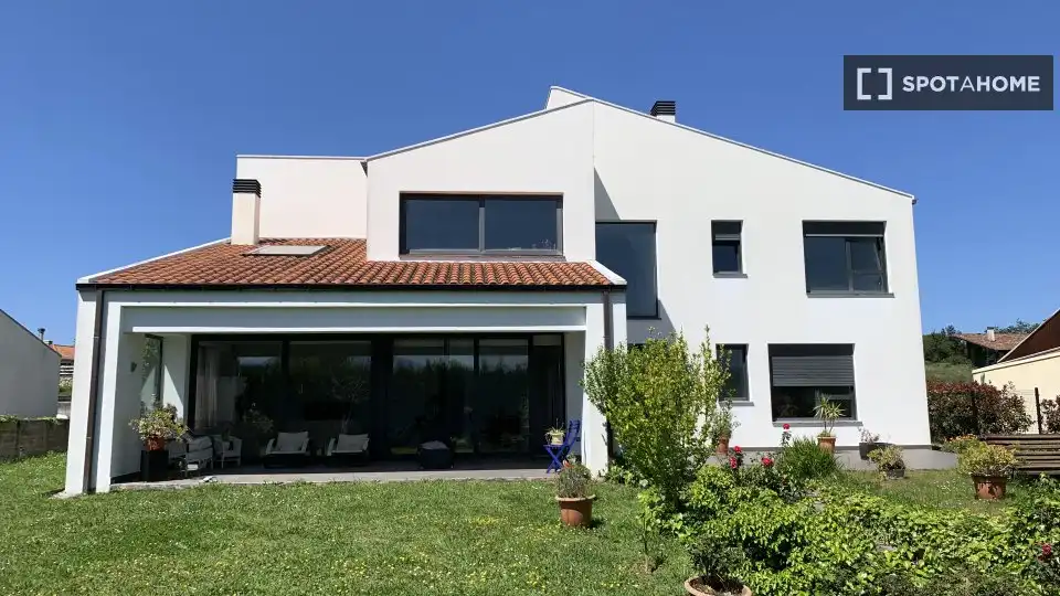 Exterior view of Apartments for share in Vega de Liébana  with Air Conditioner, Terrace and Furnished