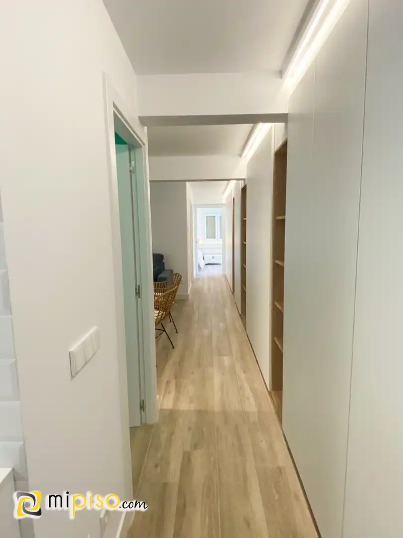 Wohnung zum Verkauf in Laredo mit Terrasse und Möbliert
